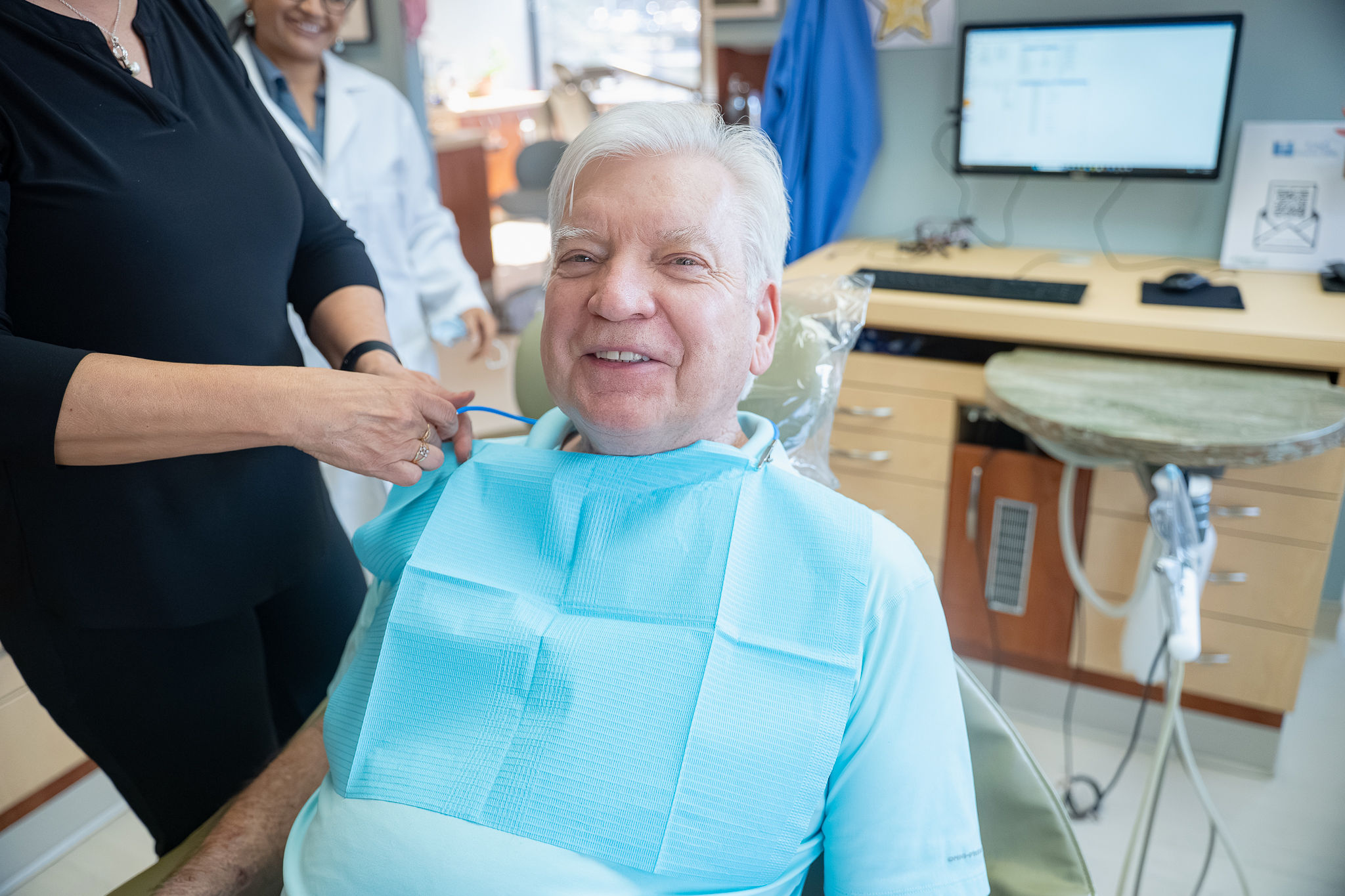 Tong Dental Care Dentist is Clarksburg